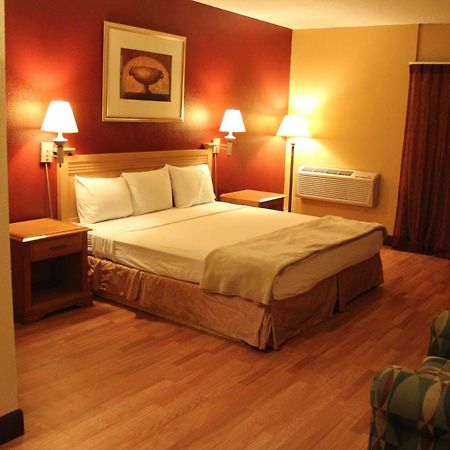 Fortuna Inn And Suites 土桑 外观 照片