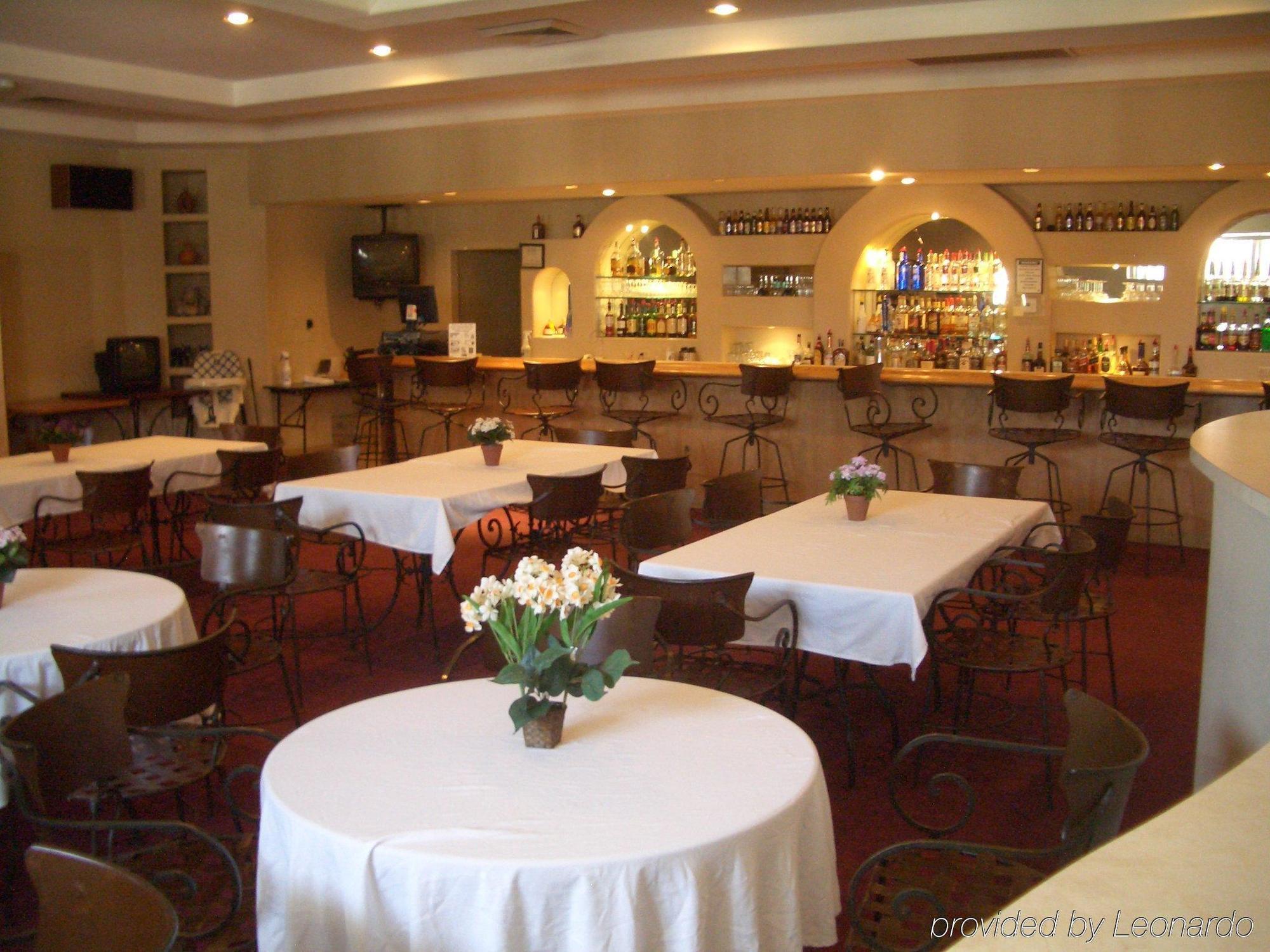Fortuna Inn And Suites 土桑 餐厅 照片