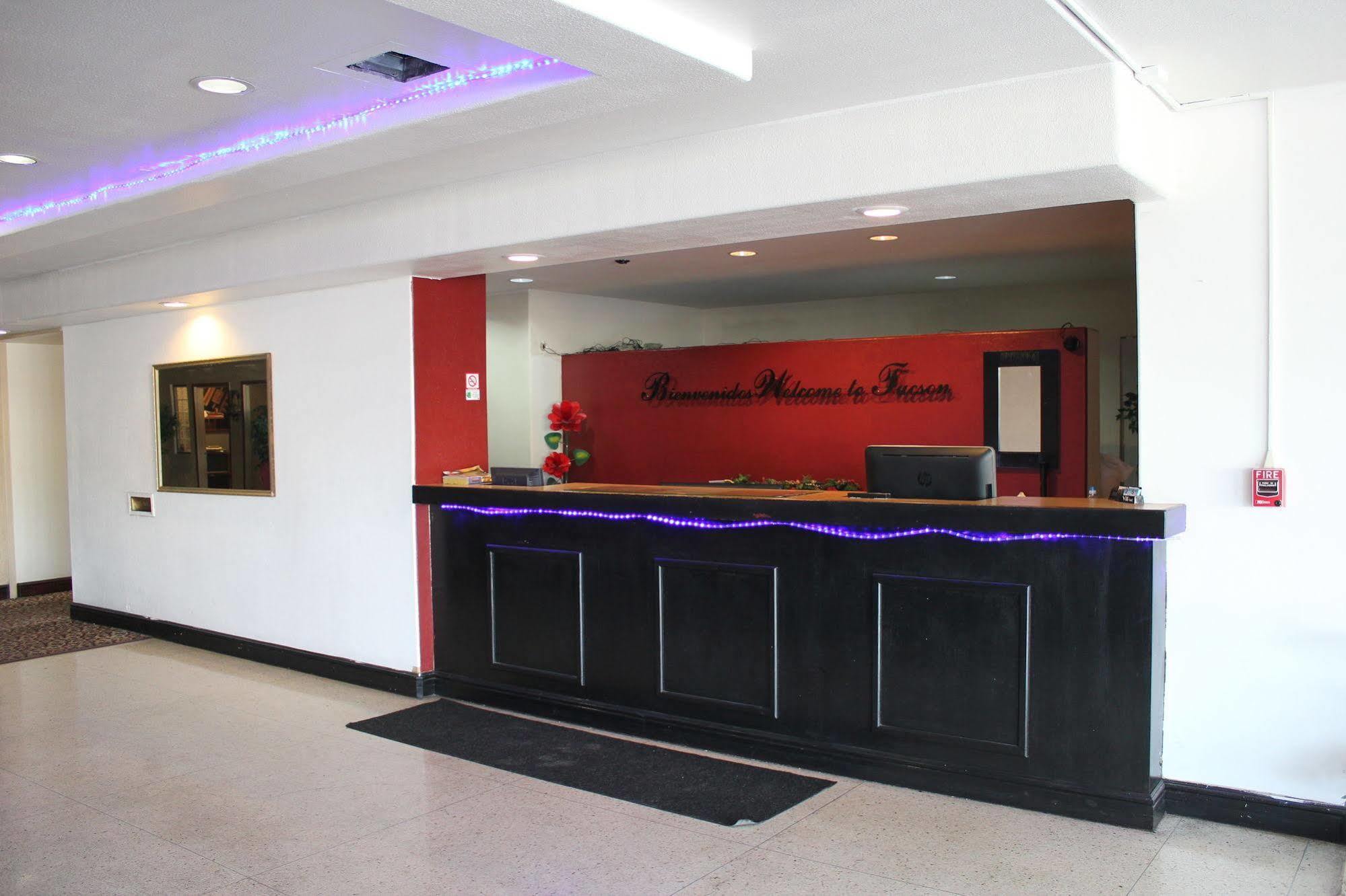 Fortuna Inn And Suites 土桑 外观 照片