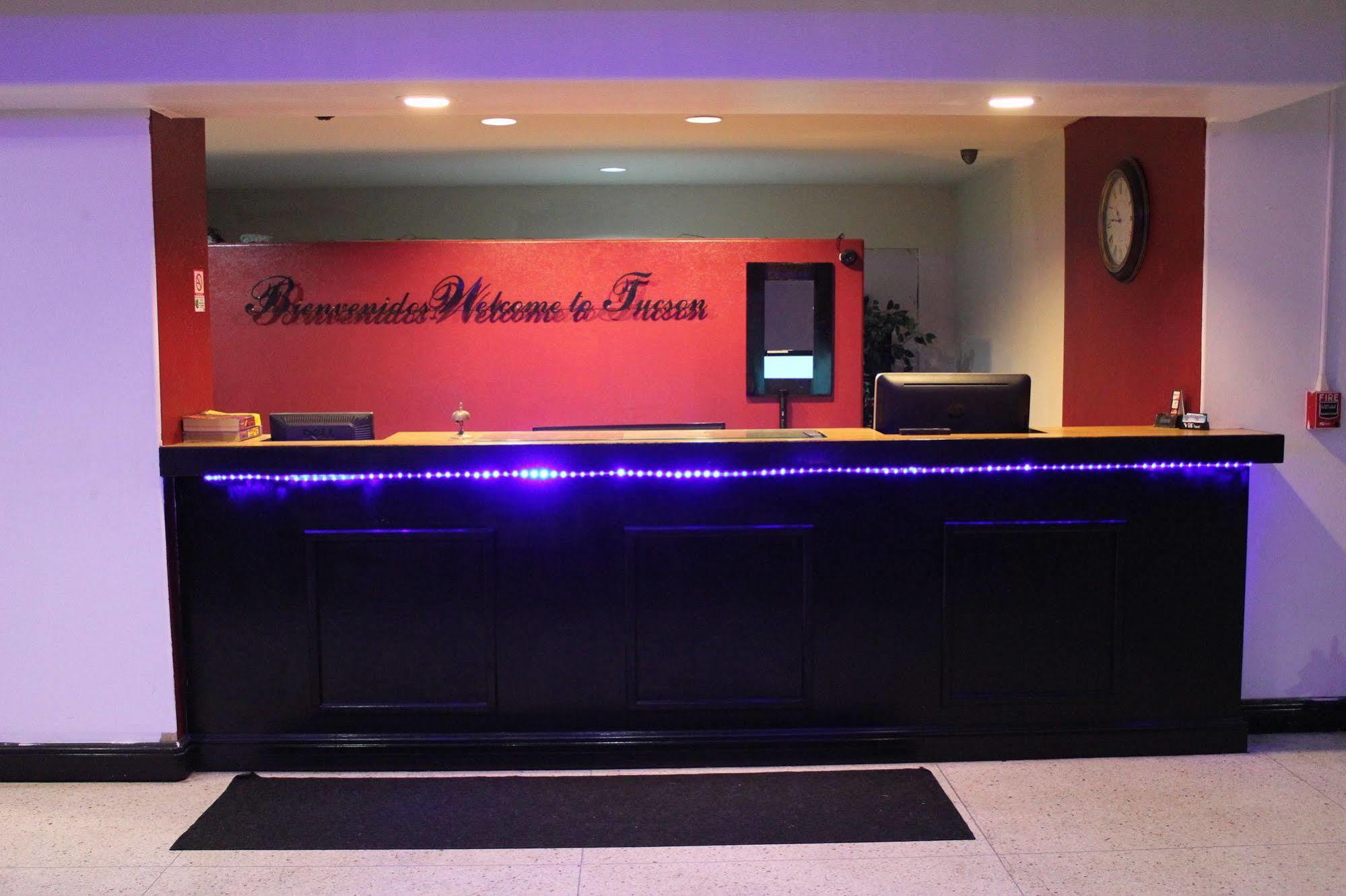 Fortuna Inn And Suites 土桑 外观 照片